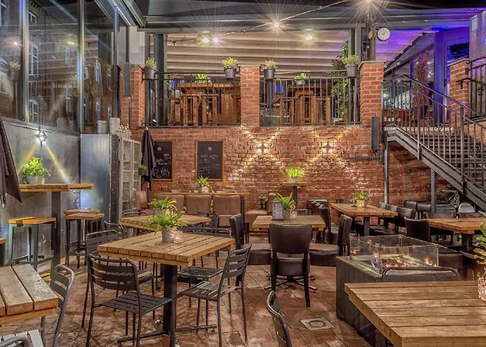 Nova Oasis Garden Apartment